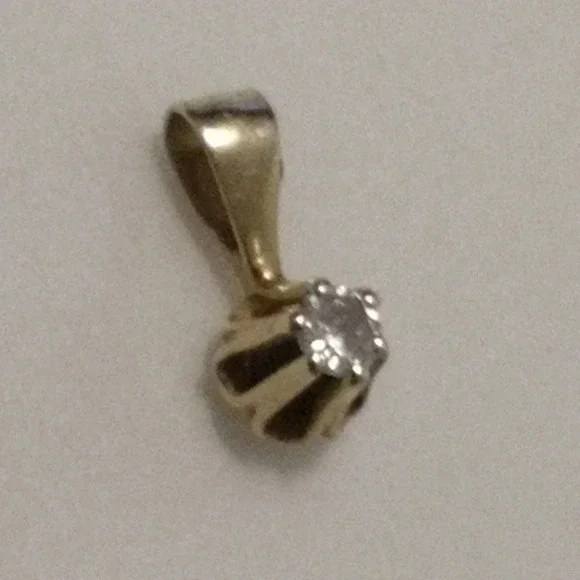 14k diamond pendant - Picture 2 of 4
